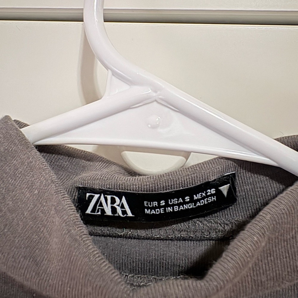 Zara Tank - Picture 2 of 4